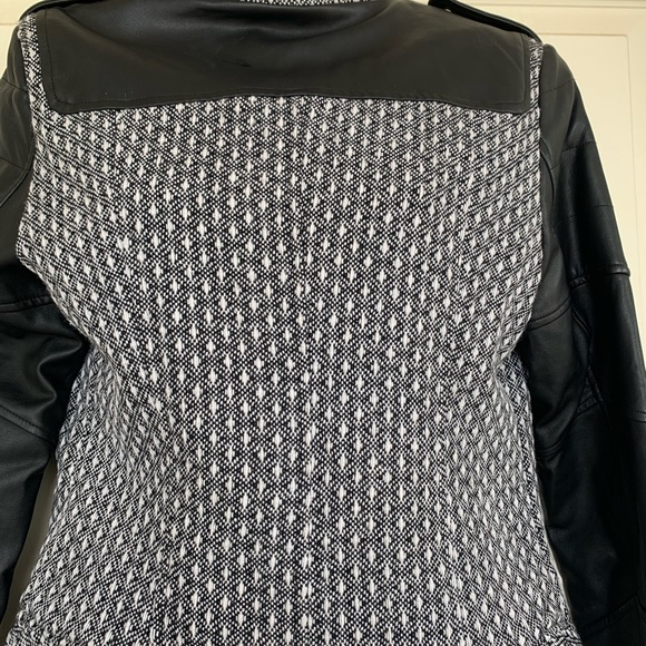 Guess jacket - Picture 3 of 7